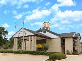 拉斯顿速8汽车旅馆，位于拉斯顿的酒店