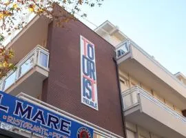 Hotel Tourist Meuble