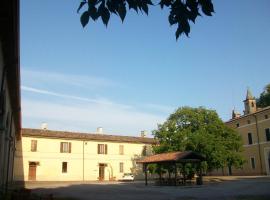 Agriturismo Rivieraoglio，位于Piadena的酒店