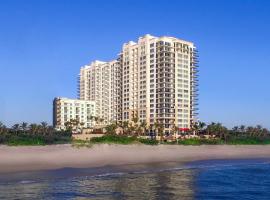 Palm Beach Singer Island Resort & Spa Luxury Suites，位于里维埃拉海滩的度假村