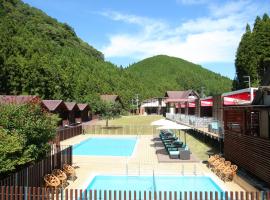 田中无佐藤旅馆，位于Kimino的山林小屋