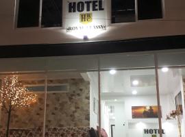 Hotel Royal Classy，位于比亚维森西奥前锋机场 - VVC附近的酒店