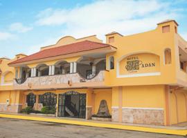 卡尔德纳斯马登酒店，位于Cárdenas的酒店