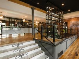莎曼酒店，位于拉克罗斯的酒店