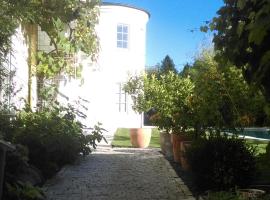 金辛格尔旅馆，位于Mauerkirchen的酒店