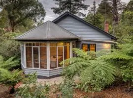 Garden Cottage - Mt Dandenong Luxury for Couples