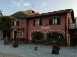 Guest House " IL FARINELLO "，位于Garessio的旅馆