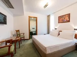 Hotel Duke Romana City Center