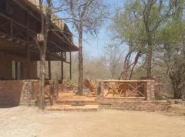 Marlothii Safari House