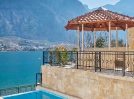 菲诺港住宅公寓，位于科托尔的酒店