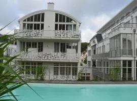Villa "Johanna" Sellin - WG12 mit Kamin und zwei Balkonen