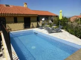 8COL12 Villa de caractère avec piscine privé