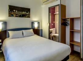 Hôtel The Originals Access - proche centre-ville - Gare，位于布尔日的酒店