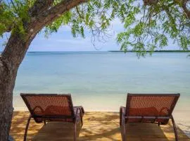 Lander's Bay Resort