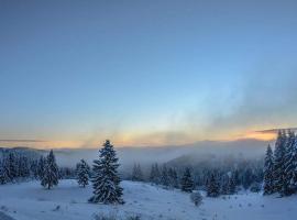 阿玛姆普利村酒店，位于潘波洛沃的海滩酒店