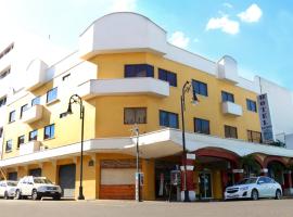Hotel Madero，位于比亚埃尔莫萨的酒店