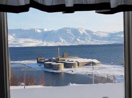 维京乡村俱乐部乡村民宿，位于Hjalteyri的酒店