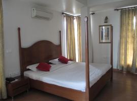 东区度假酒店，位于新德里Sanjay Lake附近的酒店