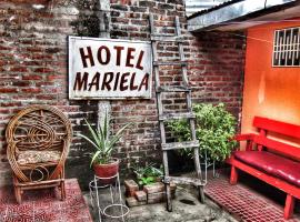 Hostal Mariella，位于埃斯特利的住宿加早餐旅馆