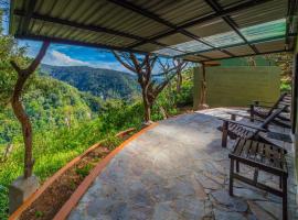 哥斯达黎加彩虹谷山林小屋，位于蒙泰韦尔德哥斯达黎加的木屋
