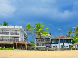 Ranmal Beach Hotel，位于希克杜沃的酒店