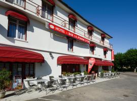 HOTEL DE LA POMME D'OR，位于奥布河畔巴尔的酒店
