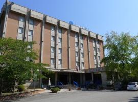 hotel grassetti，位于科里德尼亚的酒店