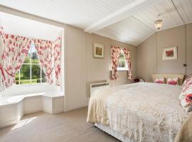 Tiroran House Hotel，位于Kilfinchen的酒店