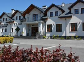 Hotel KARO，位于拉多姆Radom-Sadkow Airport - RDO附近的酒店