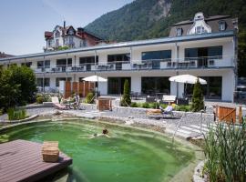 Carlton-Europe Vintage Adults Hotel，位于因特拉肯的酒店