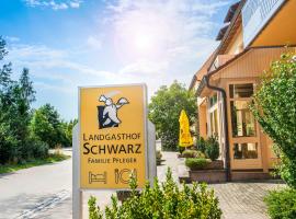 Landgasthof Schwarz，位于Windsbach的酒店