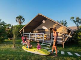 Torre Rinalda Beach Camping & Resort，位于托雷瑞纳尔达的酒店