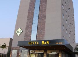 Hotel B&S，位于Nova Andradina的酒店