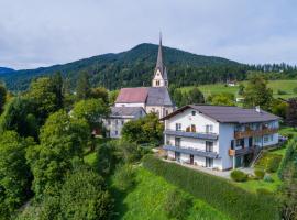 Ferienwohnung Andritsch，位于Sankt Georgen im Gailtal的家庭/亲子酒店