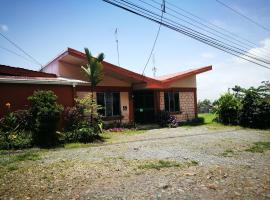 Hospedaje Las Orquídeas，位于Venecia的酒店