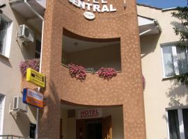 Central Hotel，位于索罗卡的酒店