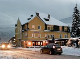 休伯别墅酒店，位于阿夫里茨的滑雪度假村
