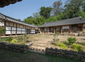 Jinrae Lee's Traditional House，位于宝城郡的酒店