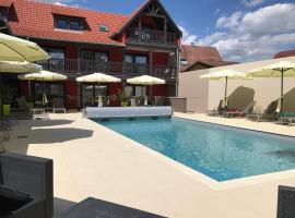 Au Soleil, Hôtel Restaurant & Spa，位于Valff的酒店