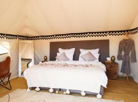 Nubia Luxury Camp Erg Chegaga，位于El Gouera的酒店