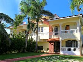 Sweet Home Punta Cana Guest House - VILLA Q15A，位于蓬塔卡纳帕尔马皇家购物村附近的酒店