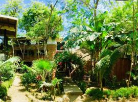 Spondylus Lodge，位于阿亚姆佩的酒店