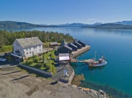 Finsnes Gaard，位于芬斯内斯的酒店