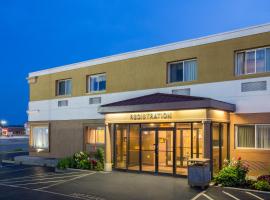 FairBridge Inn Express Buffalo Airport Williamsville，位于威廉斯维尔的酒店