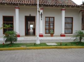 卡萨德尔里奥酒店，位于特拉科塔尔潘的酒店