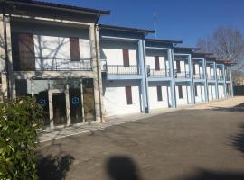 Blue Hotel Depandance，位于苏扎拉的酒店