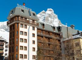 Hotel Marmore，位于布勒伊-切尔维尼亚的酒店