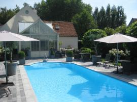 Boutique hotel Het Bloemenhof，位于Dudzele的酒店