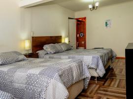 Hotel Oasis，位于La Calera的酒店