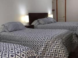 HOTEL OASIS LA CALERA，位于La Calera的酒店